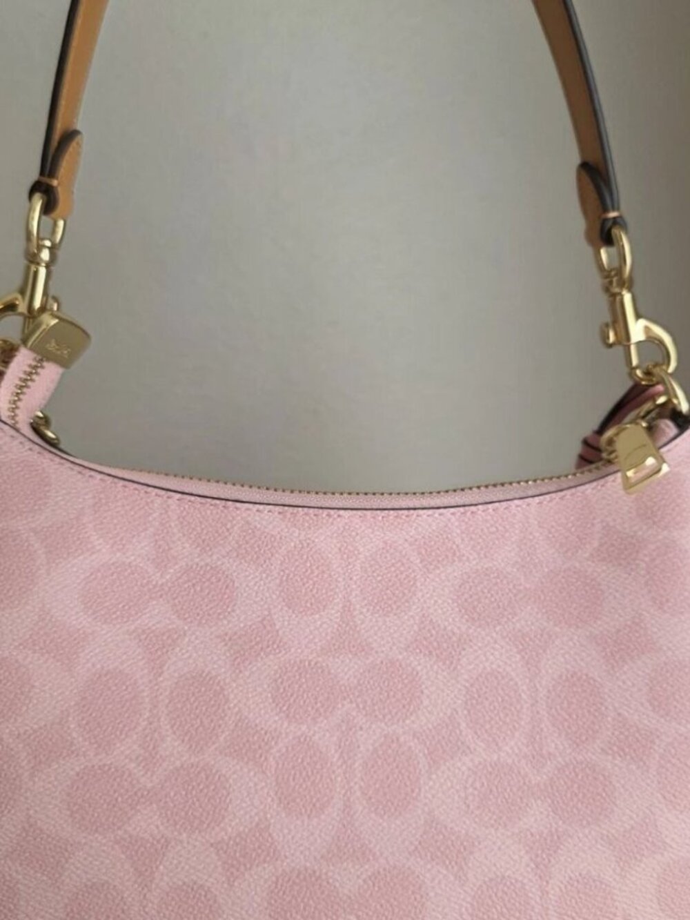 Coach Teri Shoulder Bag Signature Canvas With Charms Gold/Powder Pink CEA20 - Picture 4 of 6